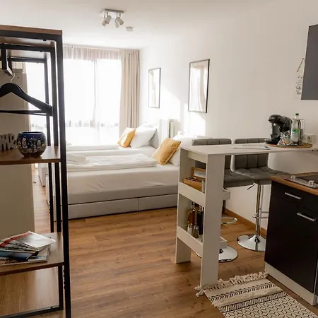 Come4stay - Holzheim 411 I Modern I Wlan I Kueche I Parkplatz I Smarttv Mit Netflix Apartment Passau